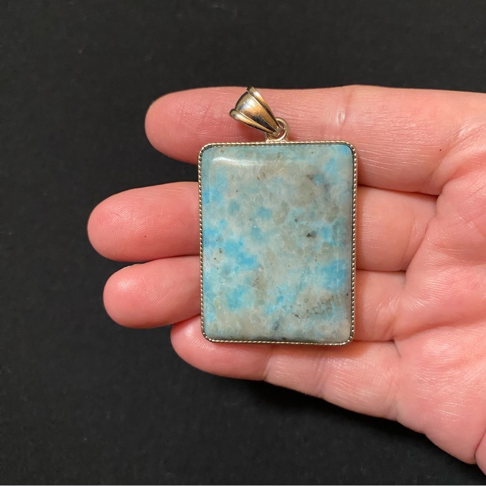 VGT Silver-Tone Turquoise Pendant - Picture 3 of 8